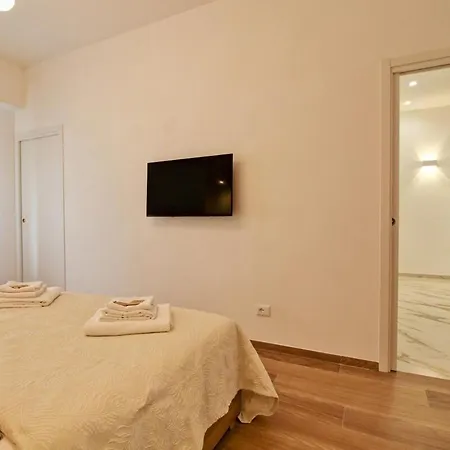Near Trastevere רומא